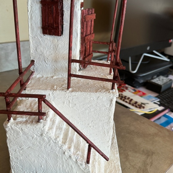 Nativity set Bethlehem 2 story house hand made with recycled materials - Picture 8 of 12